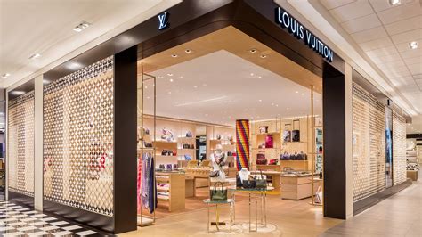 louis vuitton valley fair